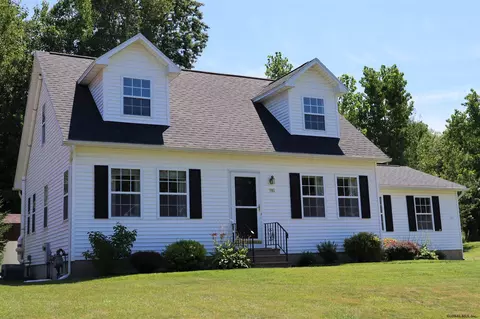 116 Trinity Pl, Selkirk, NY 12158 photo 2