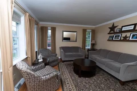 116 Trinity Pl, Selkirk, NY 12158 photo 3