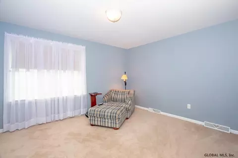 188 Hasgate Dr, Delmar, NY 12054 photo 38