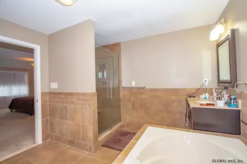 188 Hasgate Dr, Delmar, NY 12054 photo 33