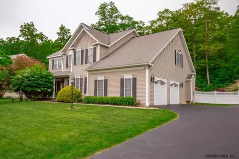 188 Hasgate Dr, Delmar, NY 12054 photo 2