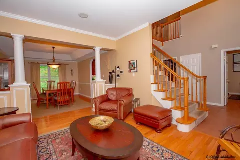 188 Hasgate Dr, Delmar, NY 12054 photo 9