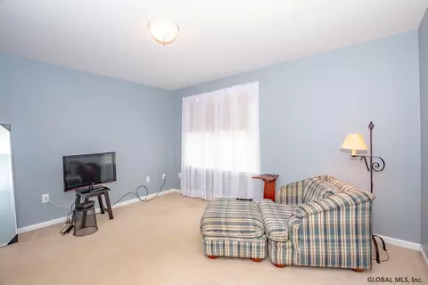 188 Hasgate Dr, Delmar, NY 12054 photo 39