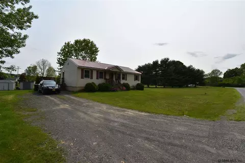 26 Morgan Ln, Comstock, NY 12821 photo 2