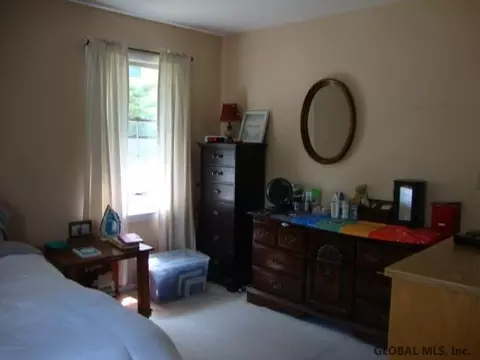 4 Jefferson Rd, Glenmont, NY 12077 photo 22