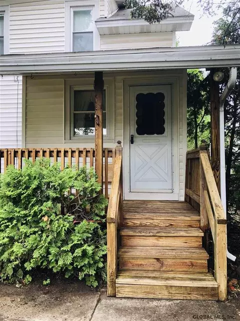 752 Curry Rd, Schenectady, NY 12306 photo 7