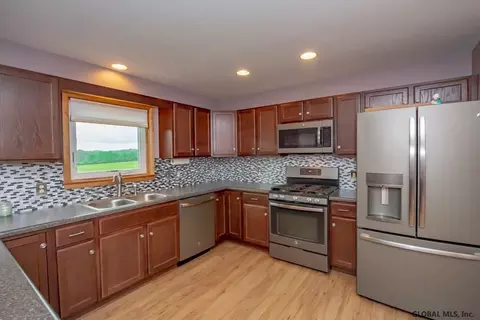 372 Lepper Rd, Fort Johnson, NY 12070 photo 11