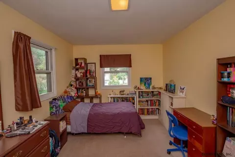 3 Skyline Dr, Latham, NY 12110 photo 28