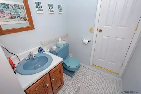 3 Skyline Dr, Latham, NY 12110 photo 36