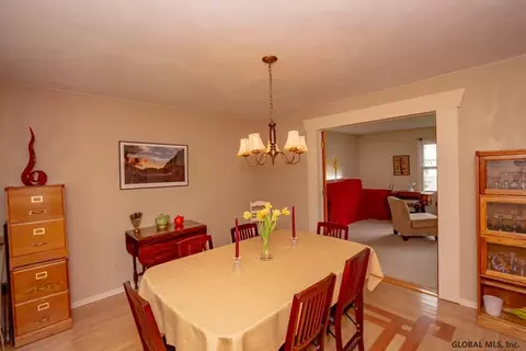 3 Skyline Dr, Latham, NY 12110 photo 10