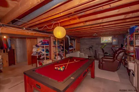 3 Skyline Dr, Latham, NY 12110 photo 40