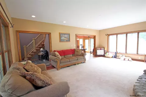 1225 Gordon Rd, Schenectady, NY 12306 photo 9