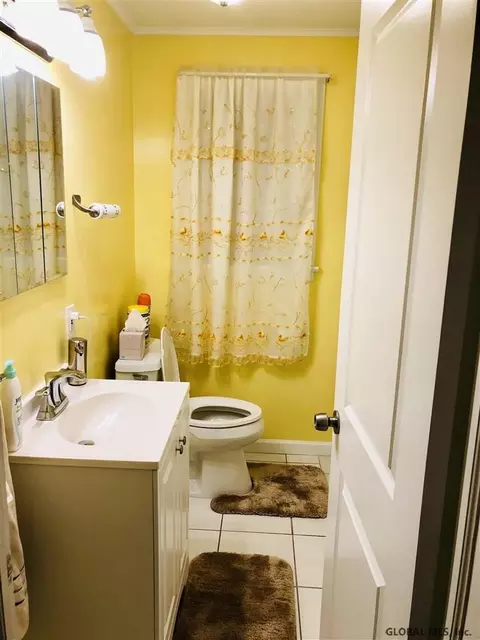 1327 Sumner Ave, Schenectady, NY 12309 photo 9