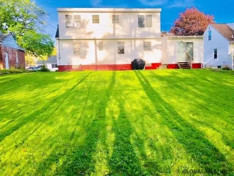 1327 Sumner Ave, Schenectady, NY 12309 photo 2
