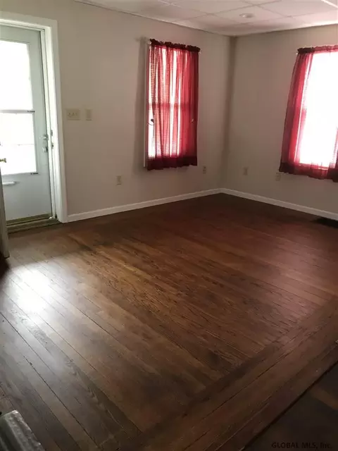209 Maple St, Corinth, NY 12822 photo 7