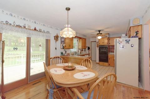10 Hadel Rd, Schenectady, NY 12302 photo 11