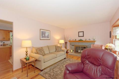 10 Hadel Rd, Schenectady, NY 12302 photo 5