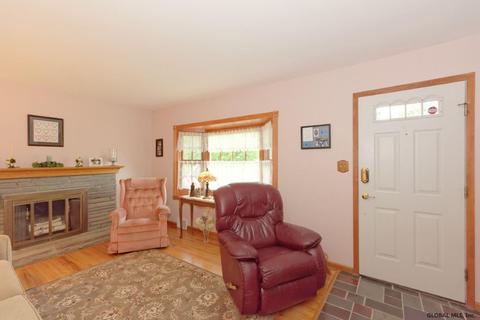 10 Hadel Rd, Schenectady, NY 12302 photo 6