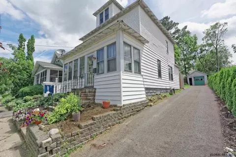 1026 Keyes Ave, Schenectady, NY 12309 photo 1