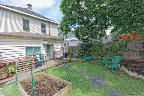 1026 Keyes Ave, Schenectady, NY 12309 photo 27