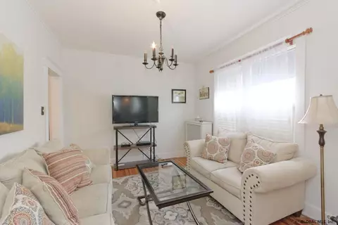 1026 Keyes Ave, Schenectady, NY 12309 photo 10