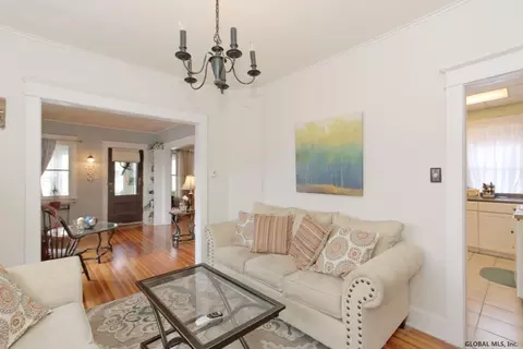 1026 Keyes Ave, Schenectady, NY 12309 photo 12
