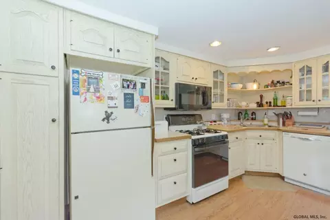 3 Front St, Schenectady, NY 12305 photo 13
