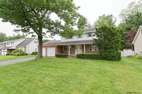 2007 Anthony Dr, Schenectady, NY 12303 photo 2