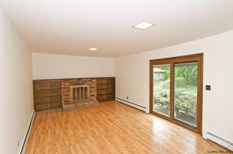 2007 Anthony Dr, Schenectady, NY 12303 photo 17