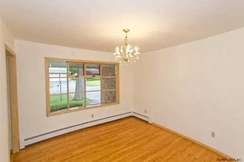 2007 Anthony Dr, Schenectady, NY 12303 photo 10