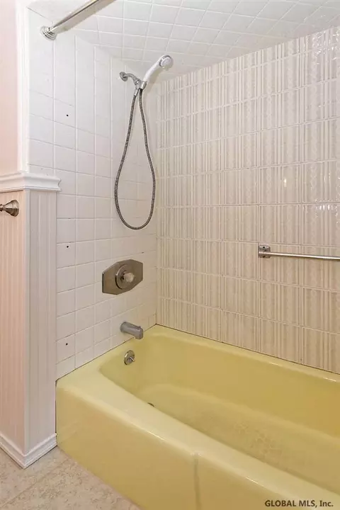 2007 Anthony Dr, Schenectady, NY 12303 photo 30