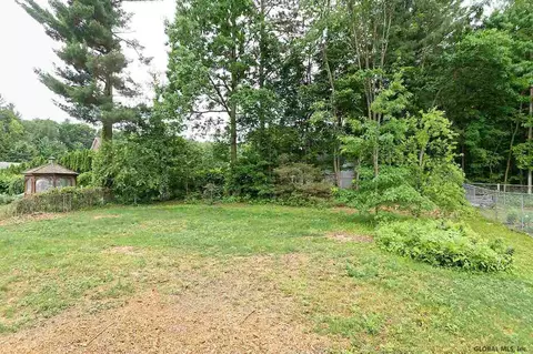 2007 Anthony Dr, Schenectady, NY 12303 photo 37