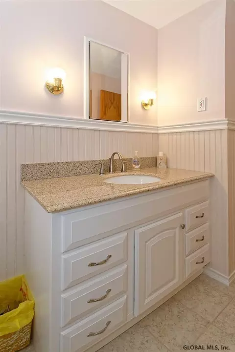 2007 Anthony Dr, Schenectady, NY 12303 photo 29