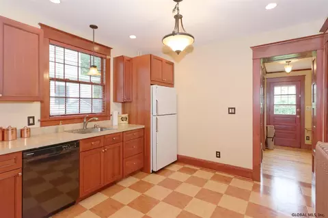 1095 Ardsley Rd, Schenectady, NY 12308 photo 17