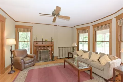 1095 Ardsley Rd, Schenectady, NY 12308 photo 9