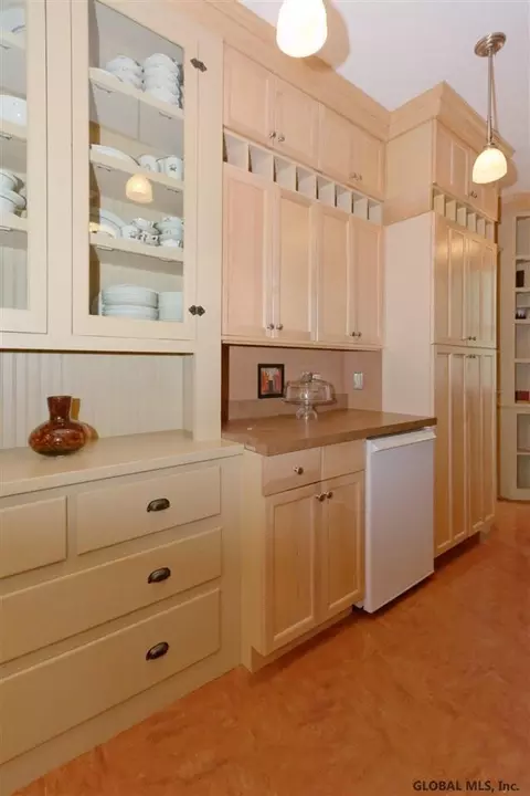 1095 Ardsley Rd, Schenectady, NY 12308 photo 20