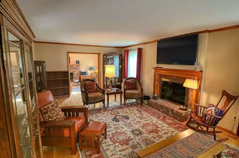 370 Elm Ave, Delmar, NY 12054 photo 13