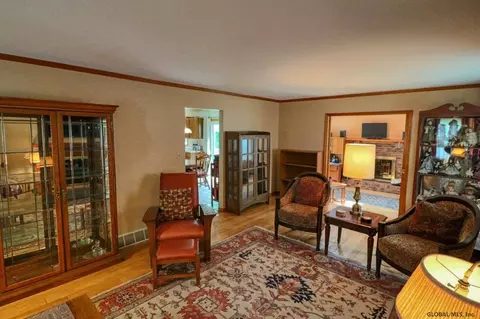 370 Elm Ave, Delmar, NY 12054 photo 14