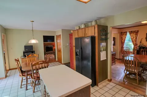 370 Elm Ave, Delmar, NY 12054 photo 8
