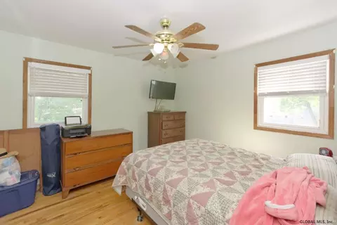 185 Starr Ave, Schenectady, NY 12304 photo 24