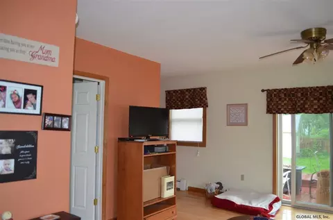 25 Champlain Ave, Whitehall, NY 12887 photo 5