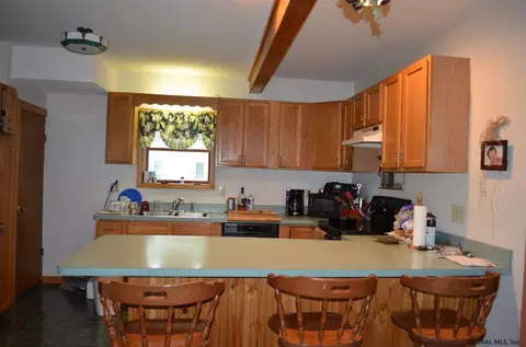 25 Champlain Ave, Whitehall, NY 12887 photo 7