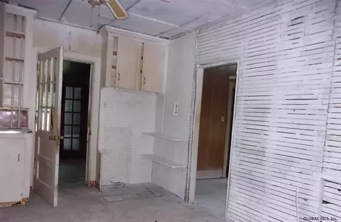 314 Walnut St, Corinth, NY 12822 photo 10