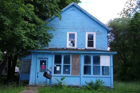 314 Walnut St, Corinth, NY 12822 photo 1