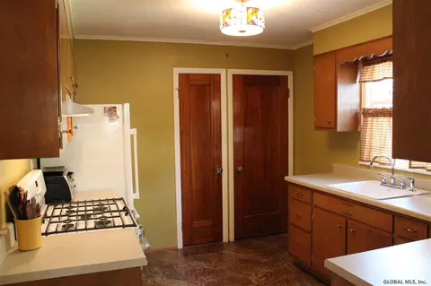 1158 Ardsley Rd, Schenectady, NY 12308 photo 9