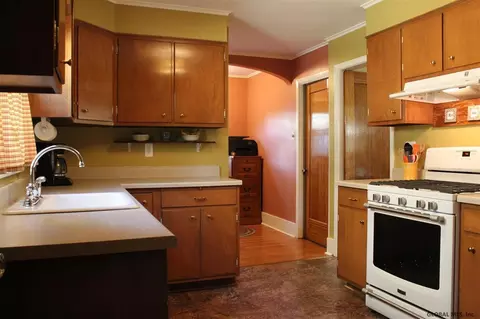 1158 Ardsley Rd, Schenectady, NY 12308 photo 8