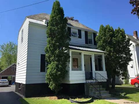 36 Champlain Ave, Whitehall, NY 12887 photo 3