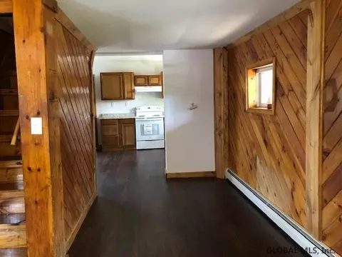 29 Pine St, Corinth, NY 12822 photo 8