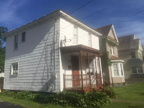 421 Third St, Schenectady, NY 12306 photo 2