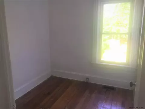 421 Third St, Schenectady, NY 12306 photo 14